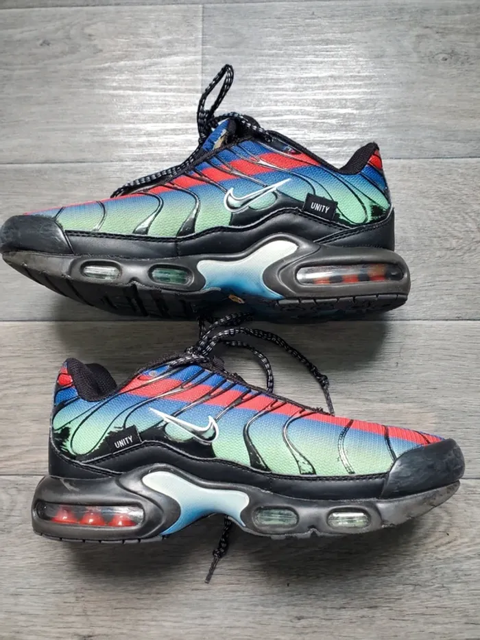Baskets taille 40 bon état Nike
