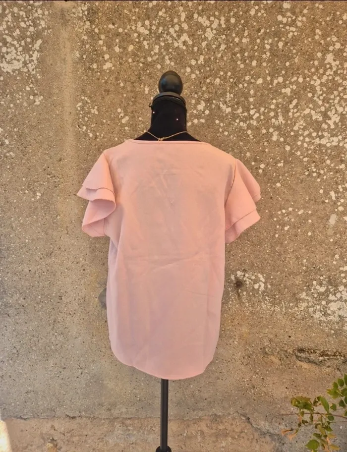 Top rose pâle Shein T.40 - photo numéro 2