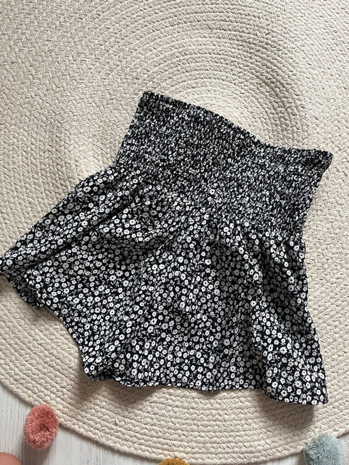 Short ample fleuri noir - photo numéro 3