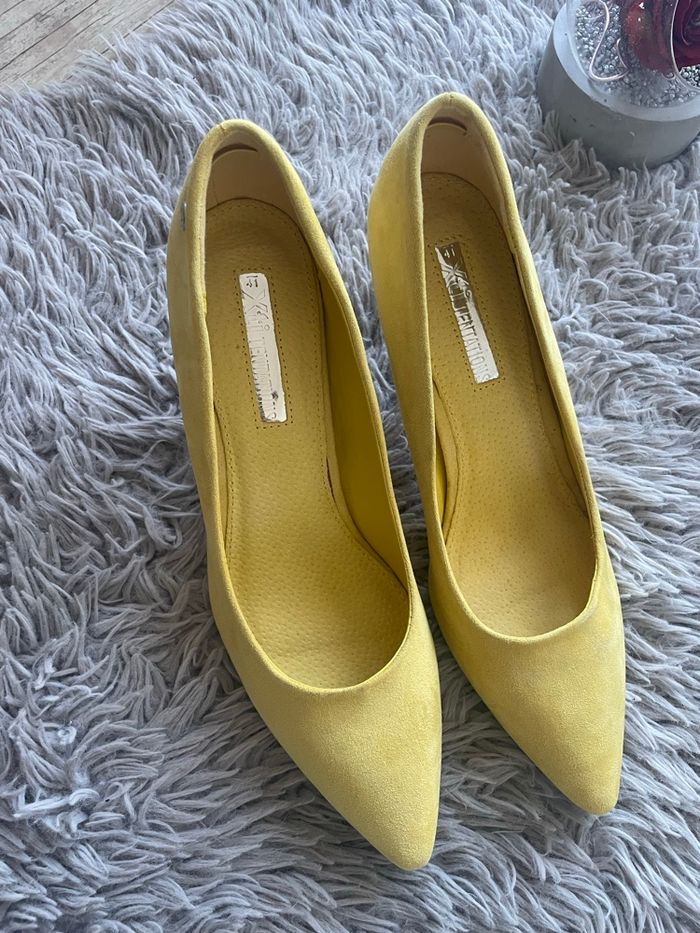 Escarpins en daims jaune clair XTI - photo numéro 4