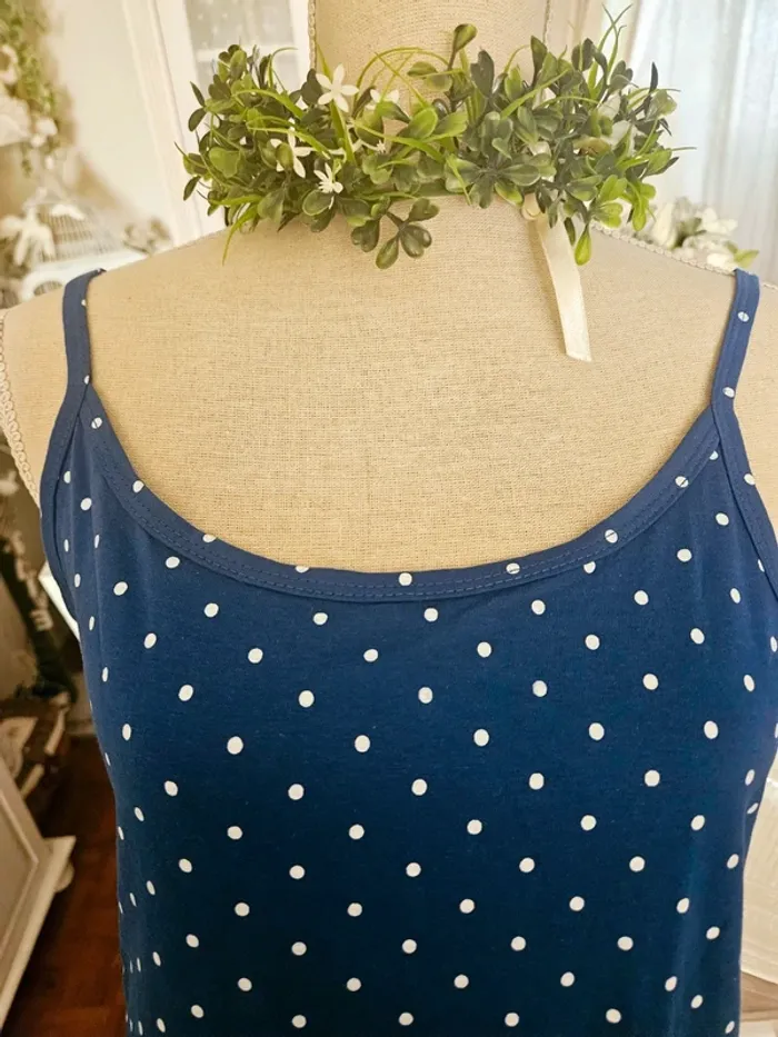 Top bleu pois blanc Tissaia Taille 46/48 (42/44) Neuf