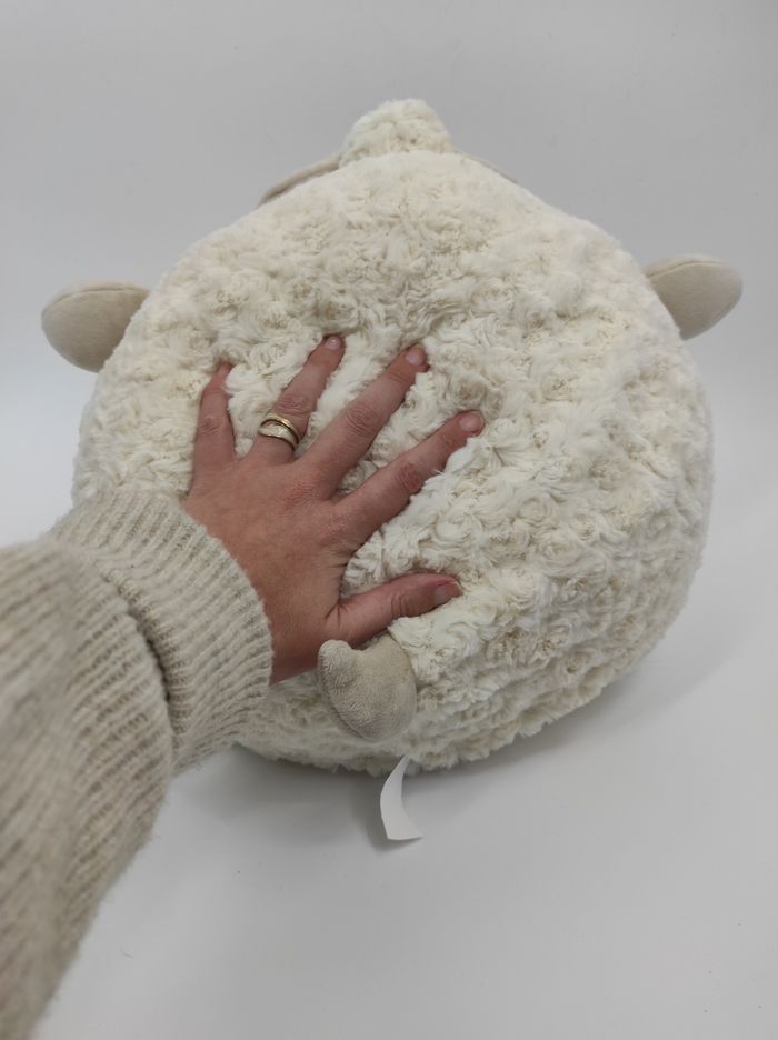 Grande peluche Mouton boule Delhaize - photo numéro 3
