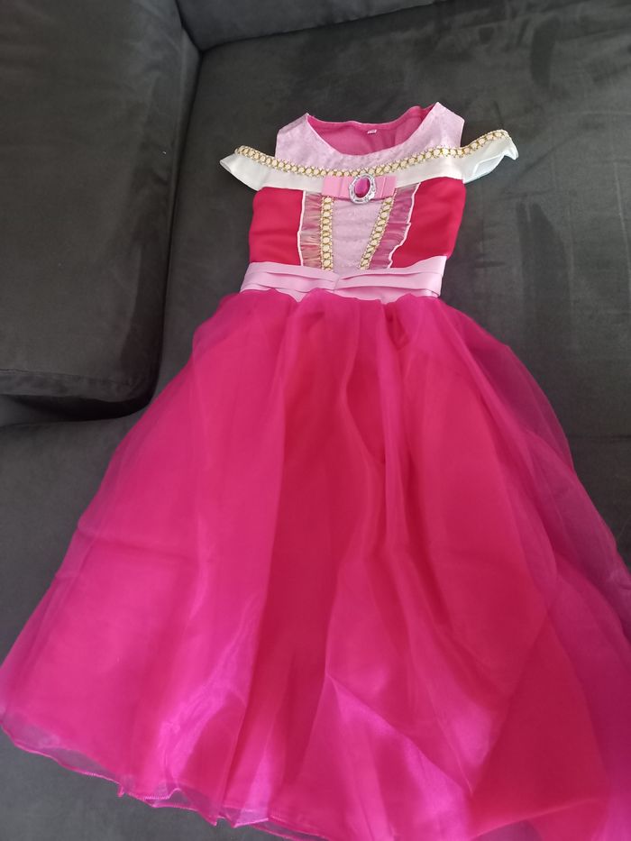 Robe déguisement princesse la belle au bois dormant 4/5 ans