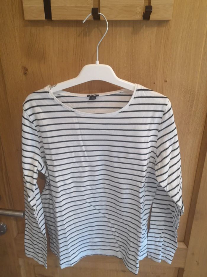 T-shirt Kiabi ligné en noir et blanc 12 ans