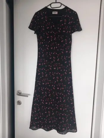 Jolie robe fleurie Yessica