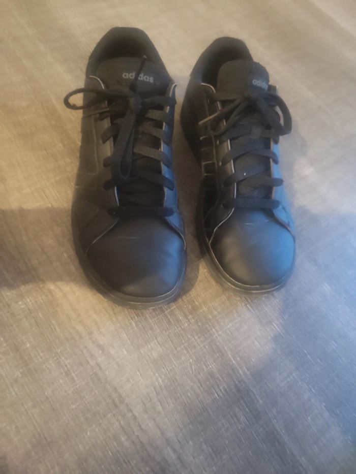 Sneakers adidas grand court