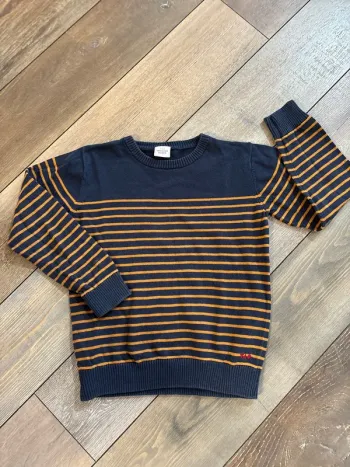 Pull rayé 8 ans