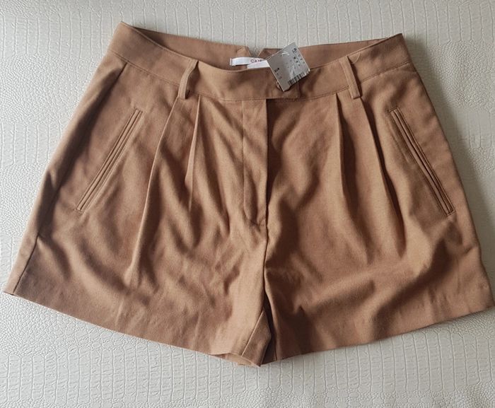 Short camaieu neuf avec étiquette