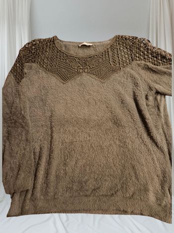 Pull dentelle