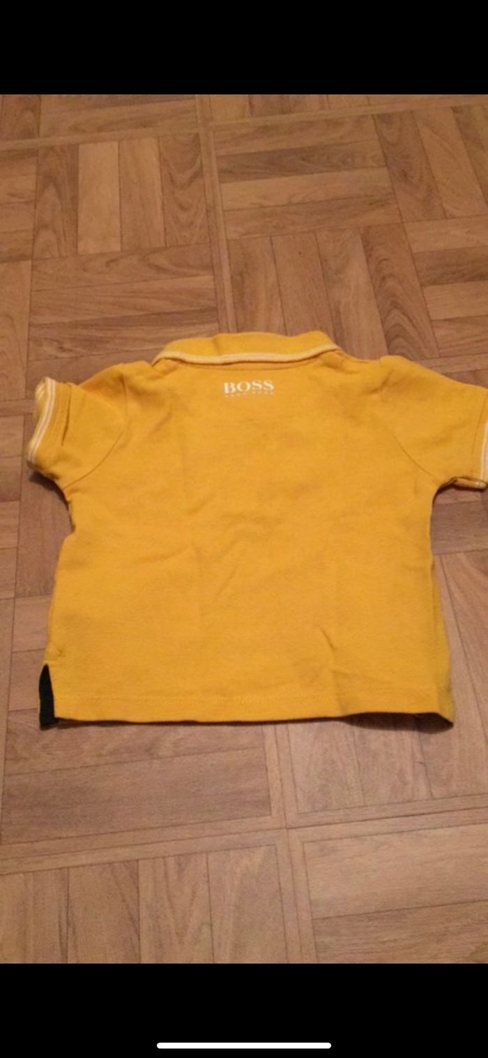 Polo Hugo boss t 6 mois - photo numéro 2