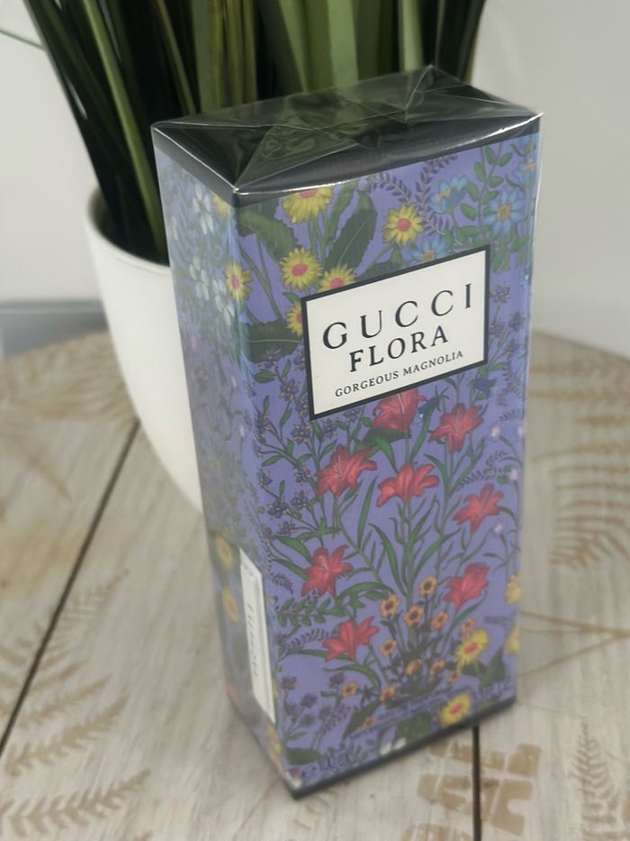 Gucci flora gorgeous magnolia eau de parfum 100ml - photo numéro 2