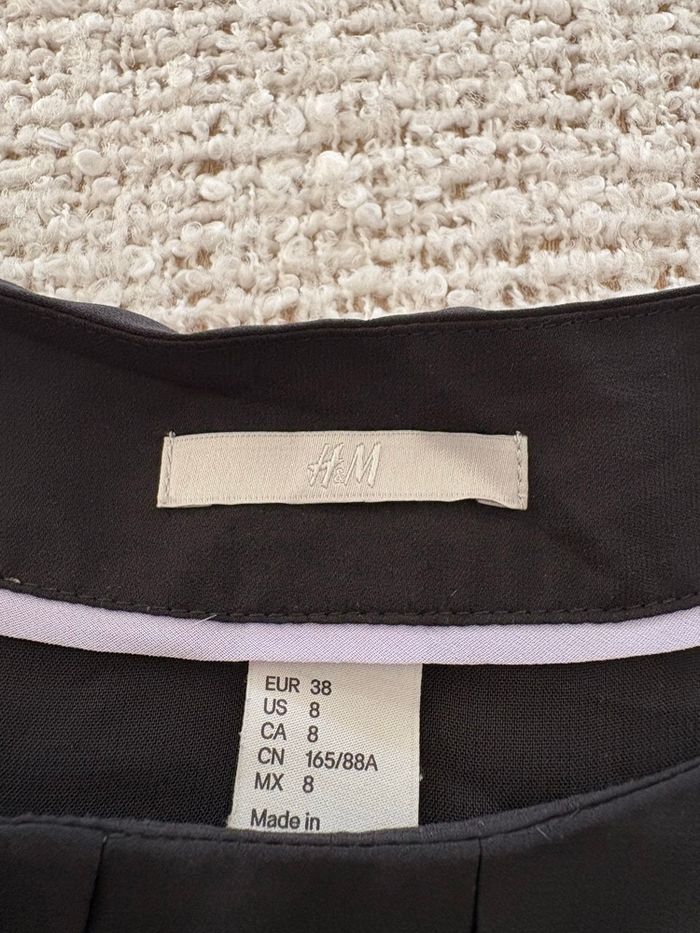 Robe noire - photo numéro 8