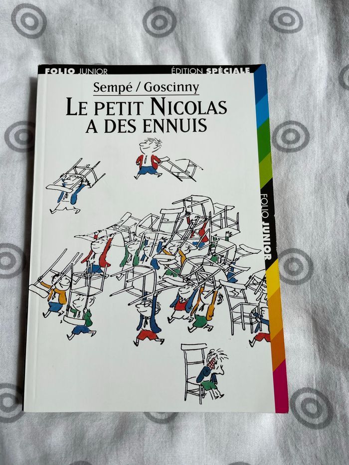 Livre le petit Nicolas a des ennuis
