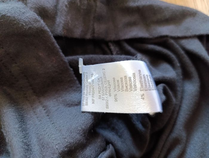 T-shirt noir Anne Weyburn Taille42/44 - photo numéro 4