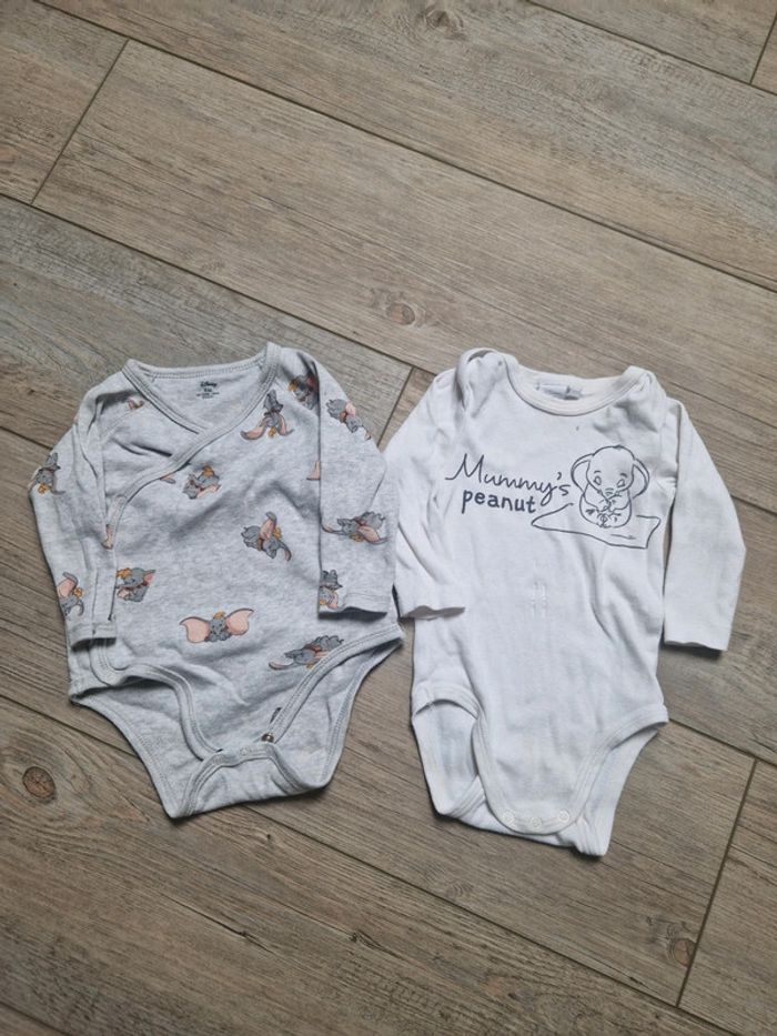 Lot de 2 bodys dumbo 9 mois