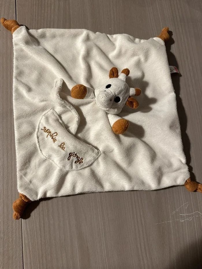 Doudou Sophie la girafe