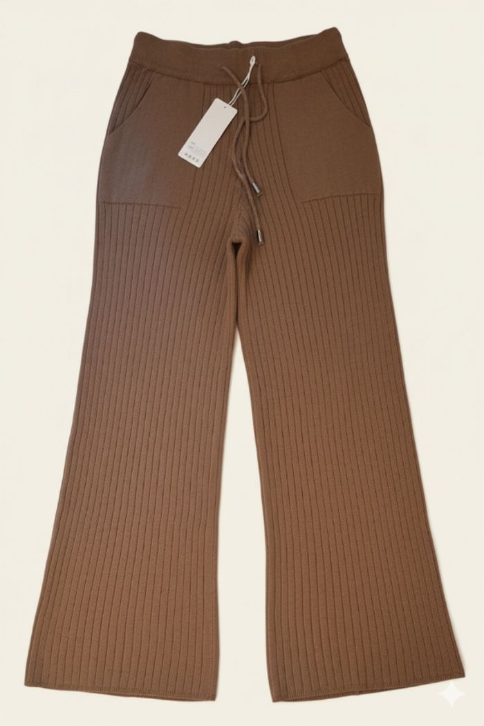 Pantalon Large neuf avec étiquettes Taille M - photo numéro 5