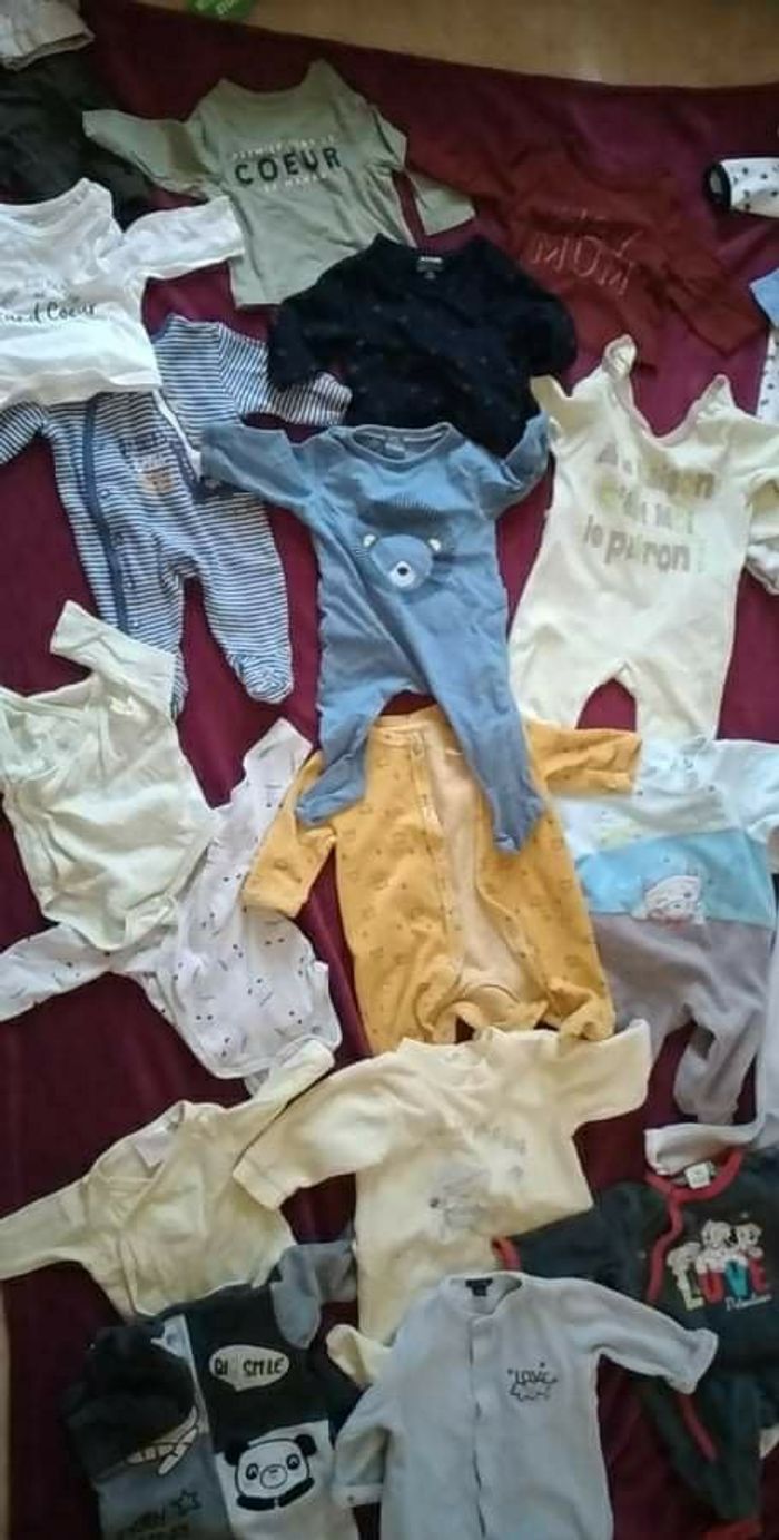 1 mois - photo numéro 3