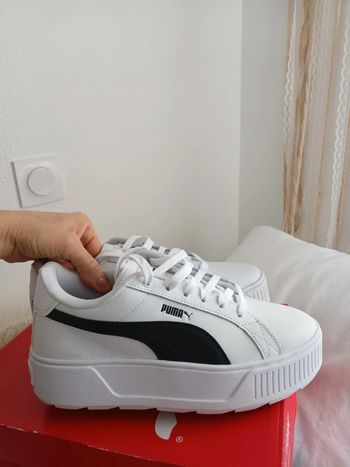 Jolie paire de baskets à plateforme Puma pointure 39 neuves