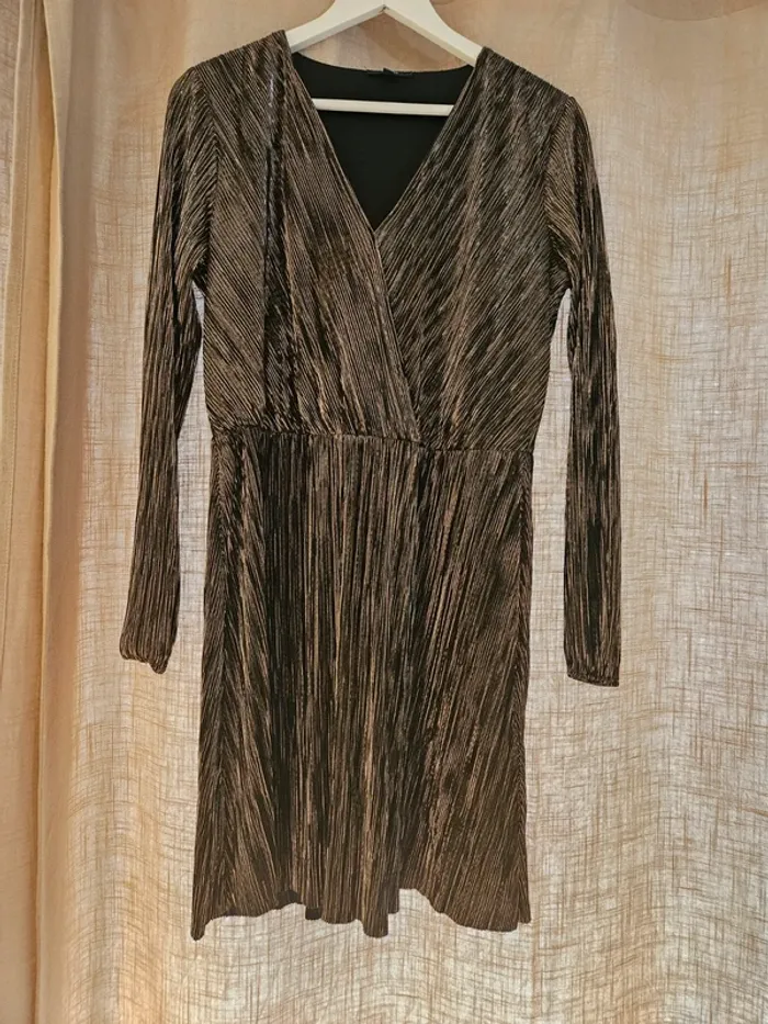 Robe.