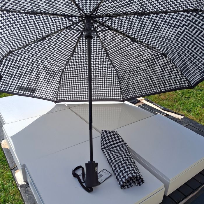 Parapluie 🌂 Pliant Bréal Noir / Blanc 
Logo Breal Neuf - photo numéro 6
