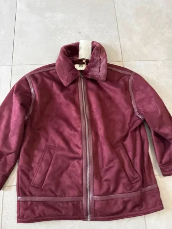 Manteau STR, taille M, neuf avec étiquette,