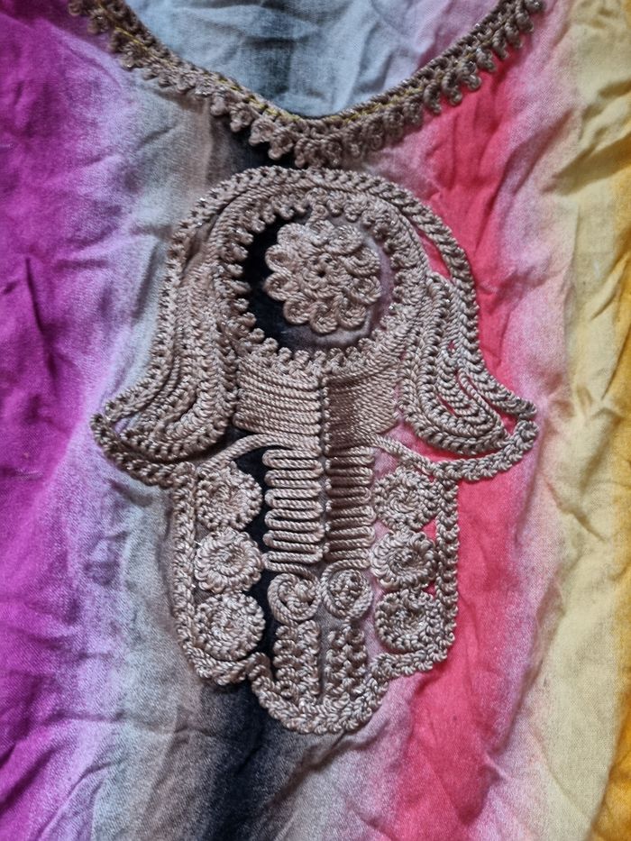 Robe orientale avec main de Fatma 2ans - photo numéro 2