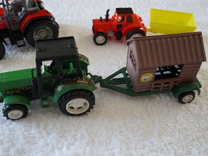 Lot "Tracteurs" - photo numéro 4