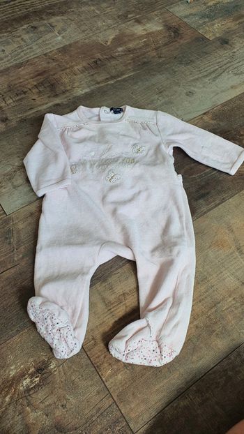 Très beau pyjamas kiabi 6 mois 68 cm en excellent état 👌