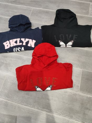 Lot de 3 sweats en 10 ans