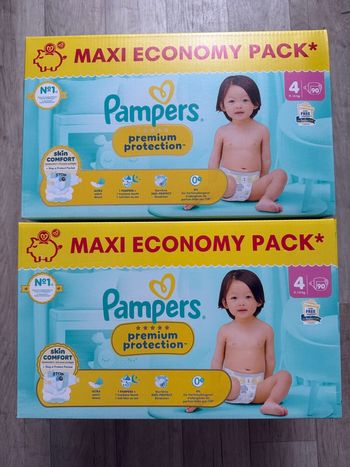 Lot de 2 maxi pack Pampers premium taille 4