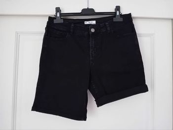 short bermuda slim jean noir kiabi 38