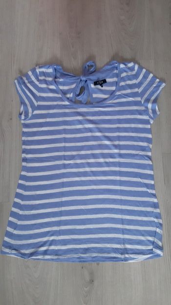 T-shirt manches courtes impeccable