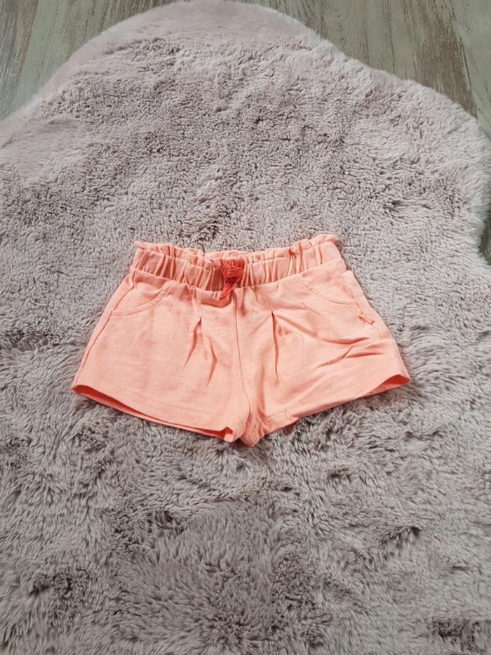 Short fille 18 mois
