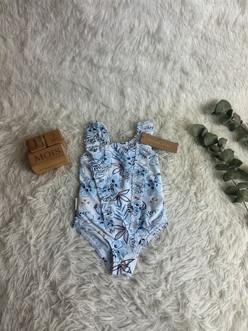 Maillot de bain petit béguin taille 12 mois