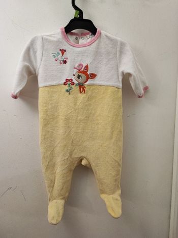 Dors bien bébé fille