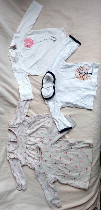 Lot tshirts longs fille 3 mois