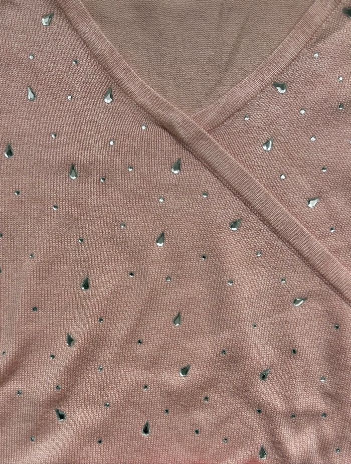 Pull rose coll V - photo numéro 3