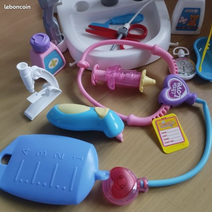 Accessoires de docteur et plateau sonores - photo numéro 6