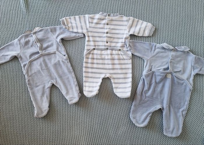 Lot pyjamas bleus - photo numéro 2