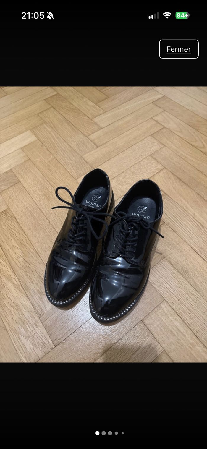 Paire derbies noir vernies 38