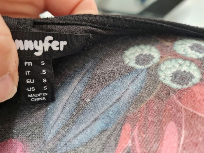 Petite robe noire jennyfer - photo numéro 4