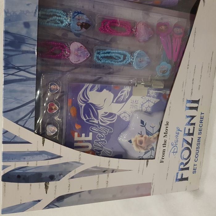 Set la reine des neiges disney coussin journal accessoires bijoux - photo numéro 2