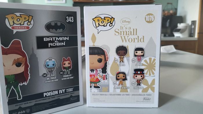 Lot de 2 Funko Pop Poison Ivy #343 et Mexico #1076 neuve 🏷 - photo numéro 4