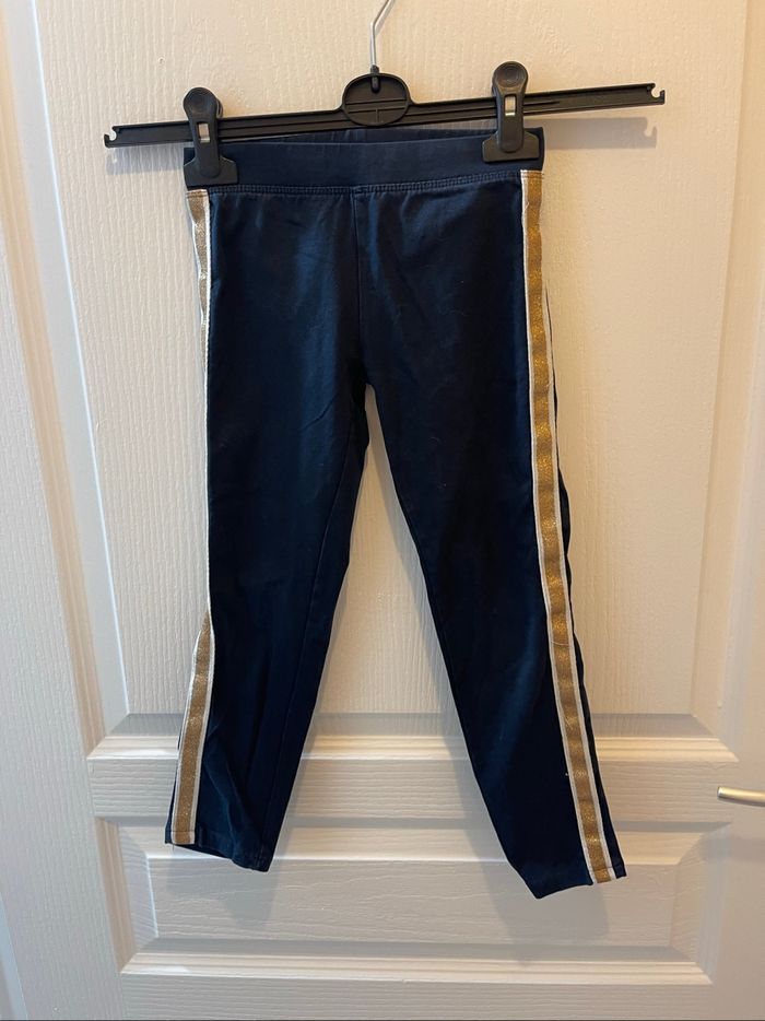 Legging Monoprix 6 ans trou recousu fesse