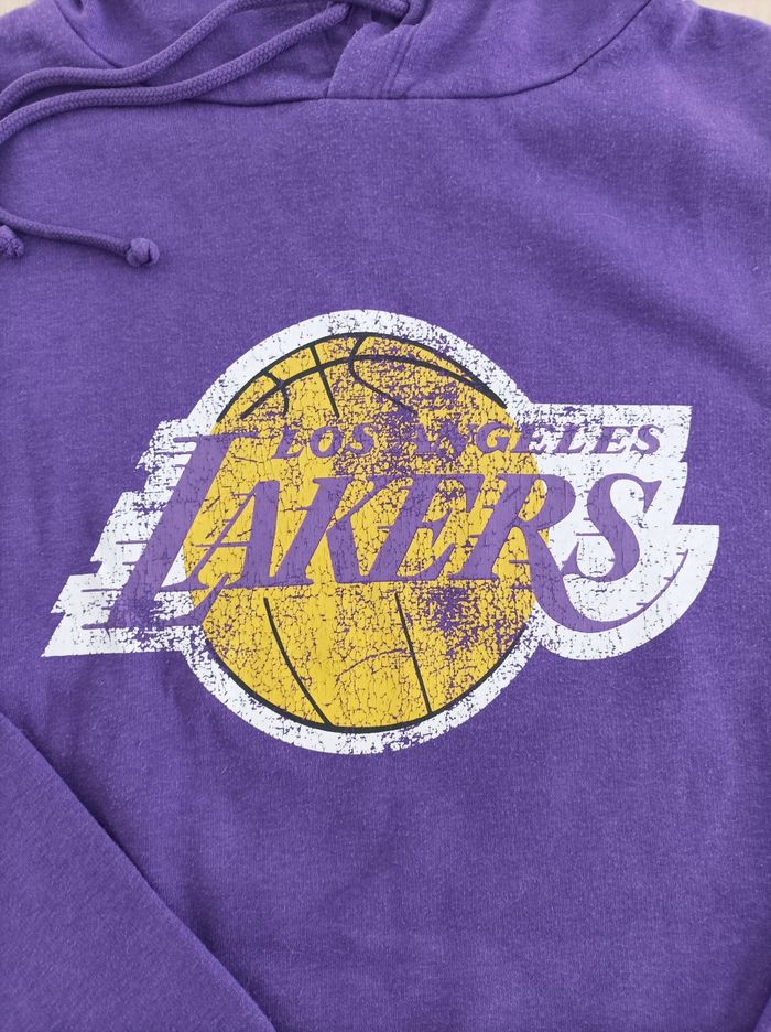 Sweat Lakers - photo numéro 2