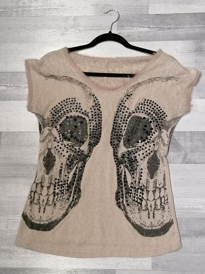 Haut tête de mort 💀 - photo numéro 11