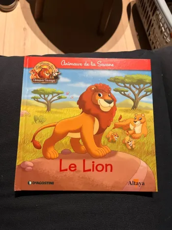 Livre pour enfants altaya le lion