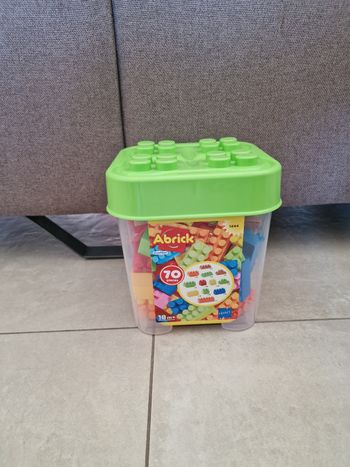 Lot lego