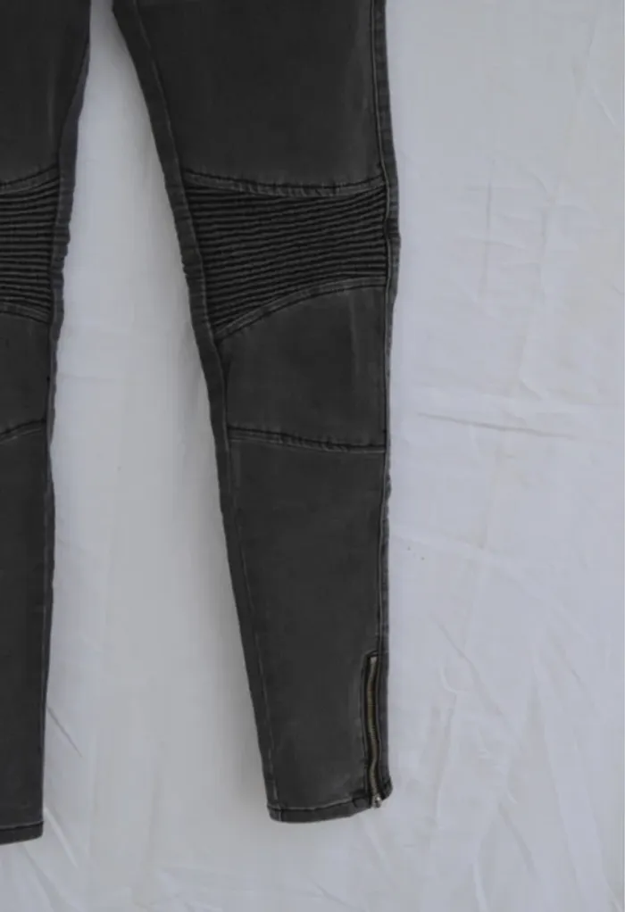 Pantalon noir - photo numéro 2